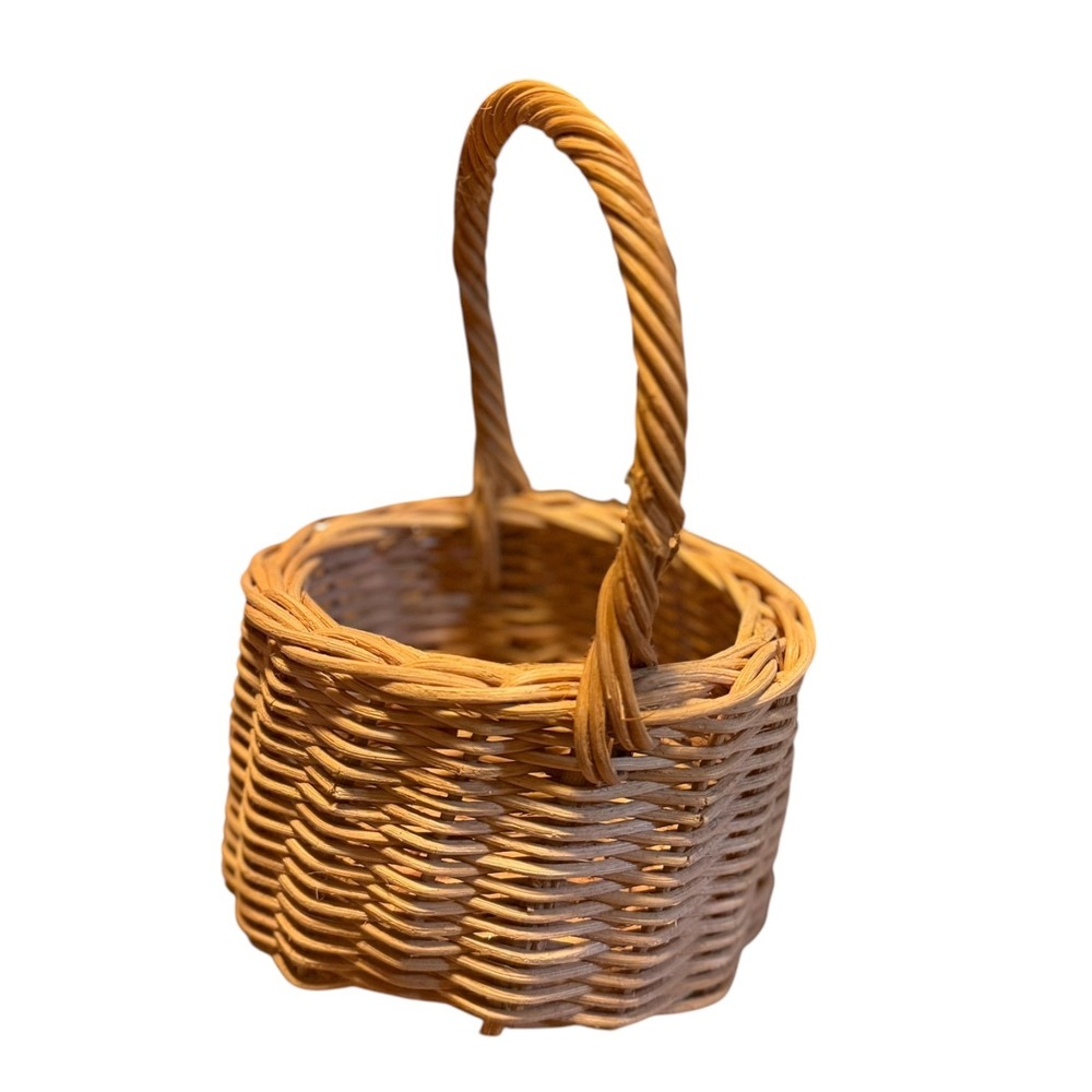 Vintage Wicker Basket Small Handwoven Basket Twisted Handle Rustic Cottage - Picture 2 of 9